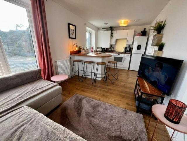 Two Bedroom Apartment In Barry-Close To Beach Exteriér fotografie