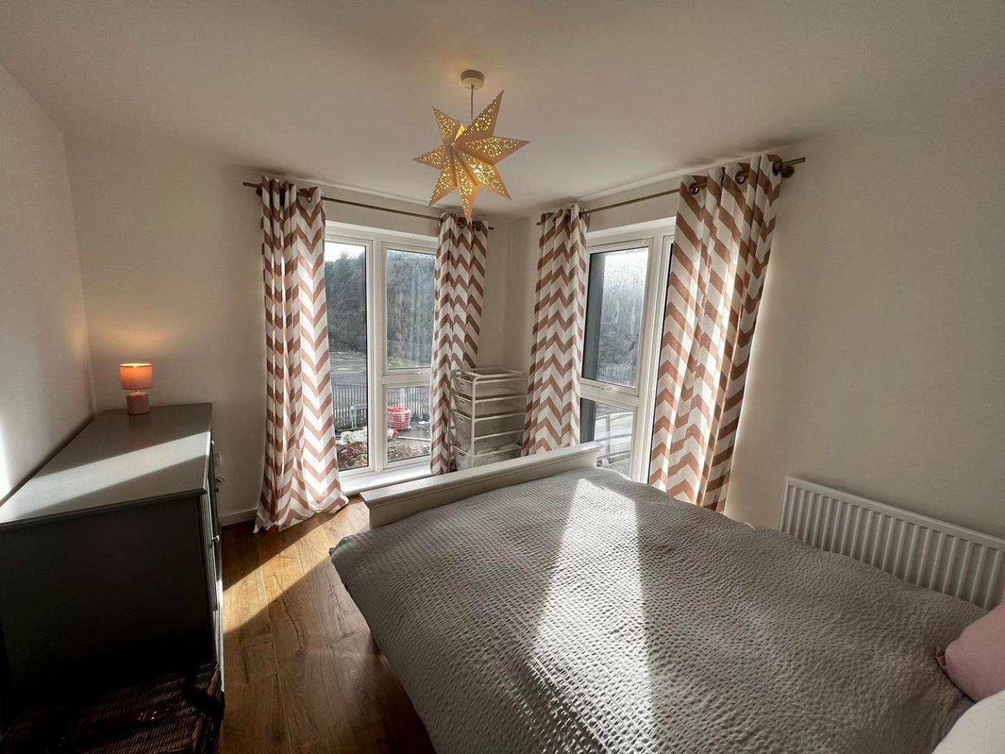 Two Bedroom Apartment In Barry-Close To Beach Exteriér fotografie