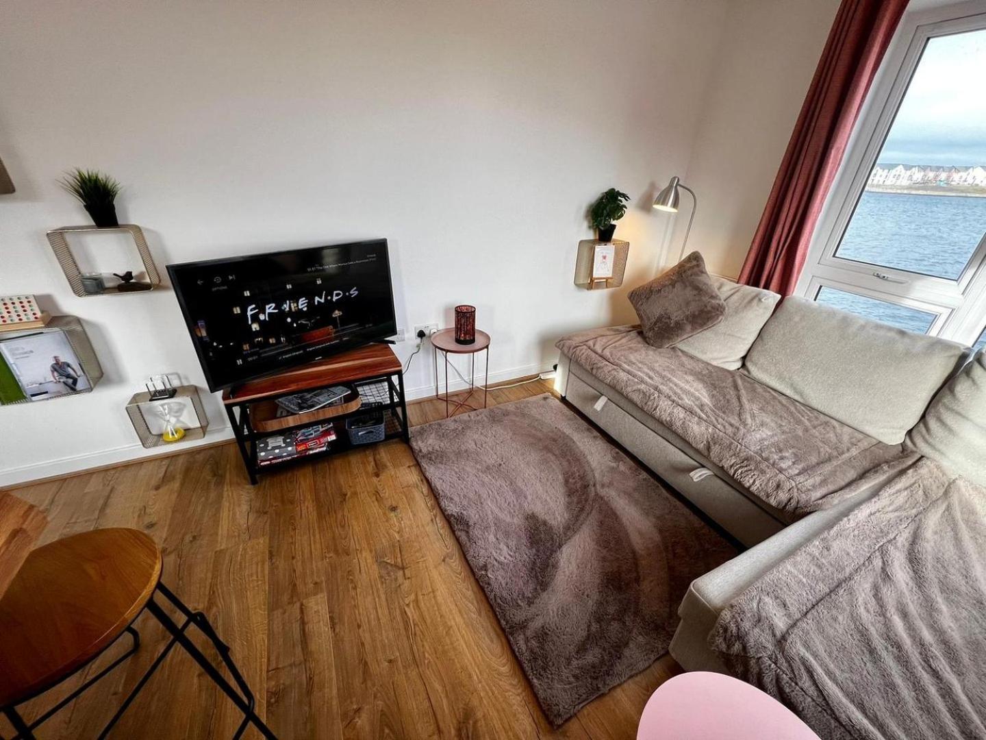 Two Bedroom Apartment In Barry-Close To Beach Exteriér fotografie