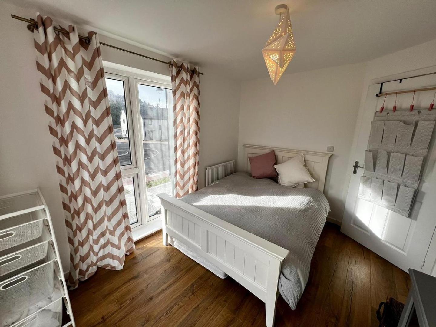 Two Bedroom Apartment In Barry-Close To Beach Exteriér fotografie
